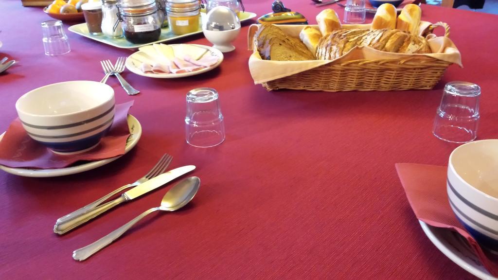 サン・ピエール・デル・フォルサ Mouli Del Riu Bed & Breakfast エクステリア 写真